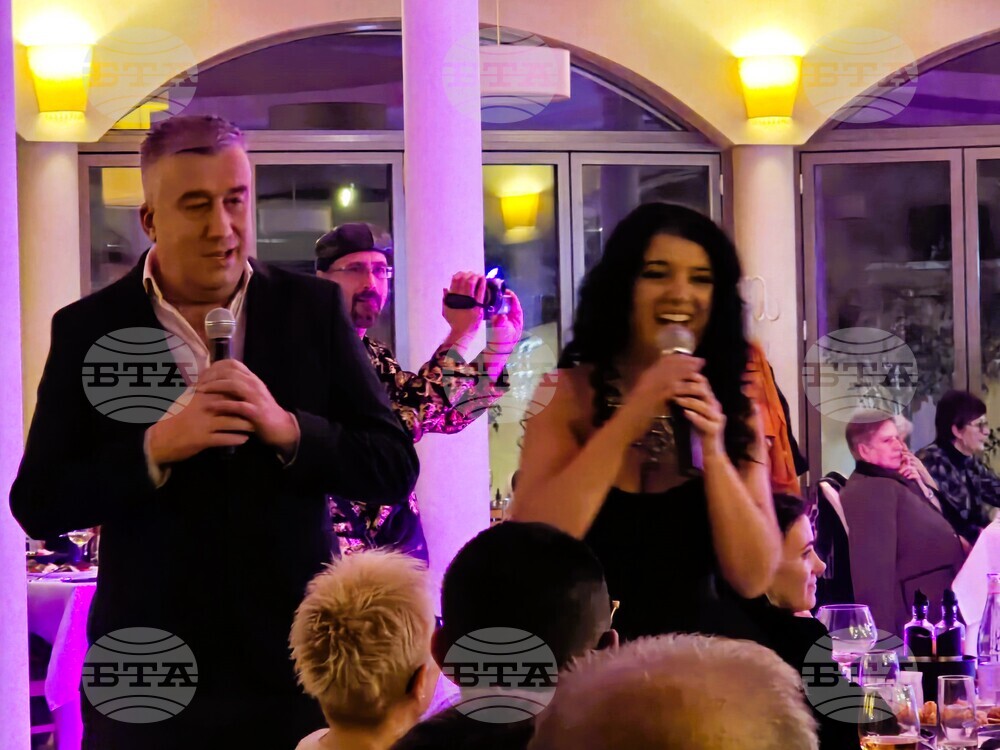 Концерт спектакъл „Прекрасна вечер с вас“, част от инициативата „Концерти с кауза“, се проведе в Сливен