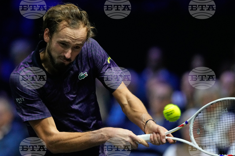 Медведев и Лехечка стартираха с победи на турнира по тенис в Бризбейн