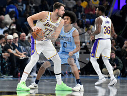 Lakers Grizzlies Basketball