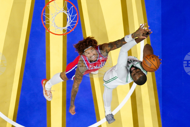 Джейлън Браун вкара 32 точки и изведе Бостън Селтикс до победа срещу Филаделфия 76ърс