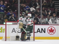 Wild Canucks Hockey