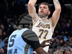 Lakers Grizzlies Basketball