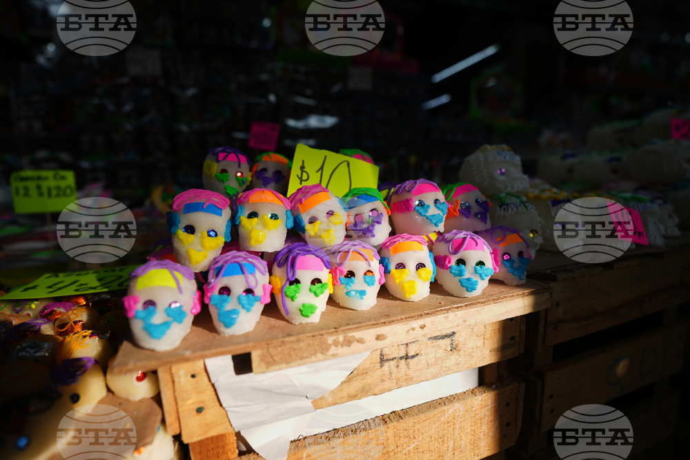 Mexico Day of the Dead Sugar Skulls