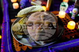 Dia De Los Muertos Ofrendas