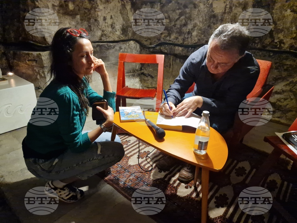 Велико Търново - Галин Никифоров гостува в литературния формат „Близък прочит“