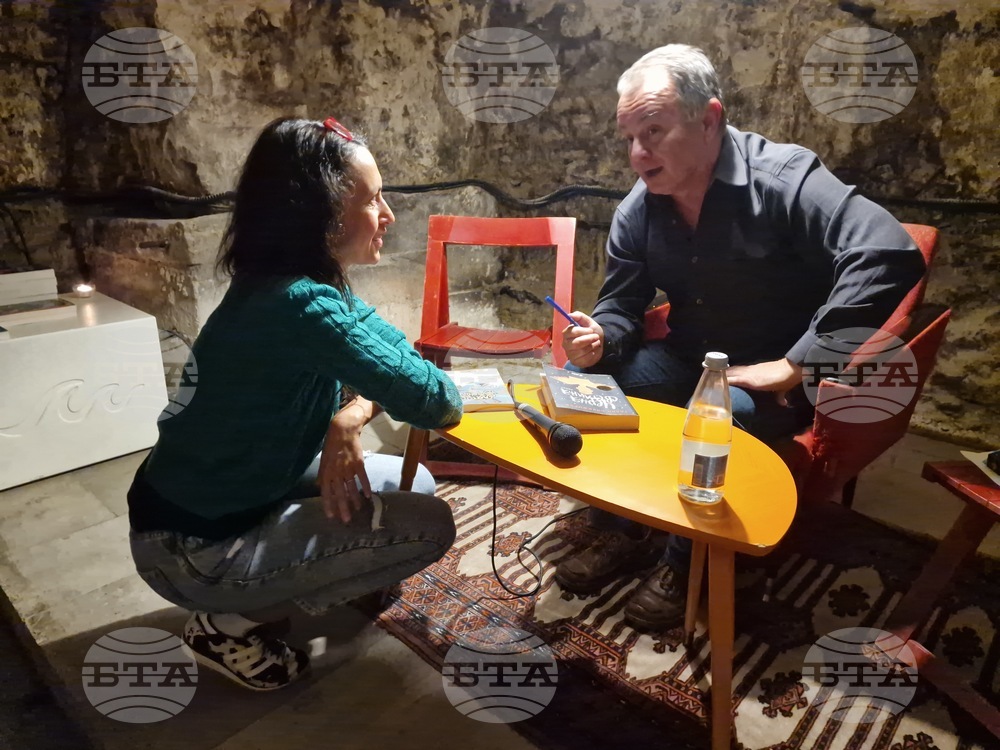 Велико Търново - Галин Никифоров гостува в литературния формат „Близък прочит“