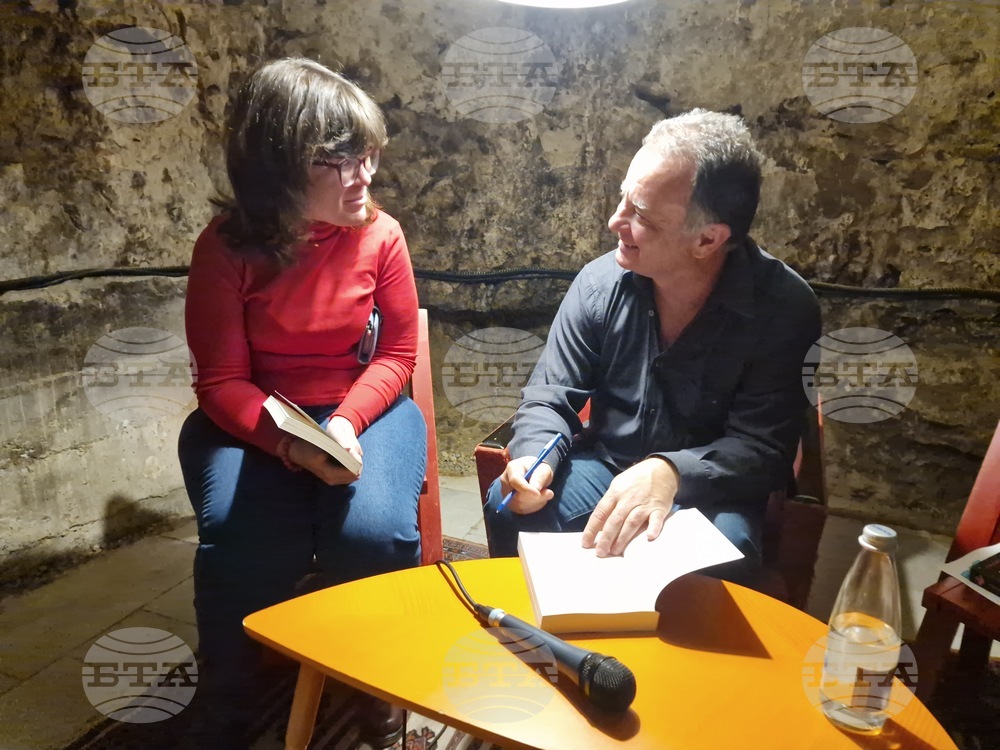 Велико Търново - Галин Никифоров гостува в литературния формат „Близък прочит“