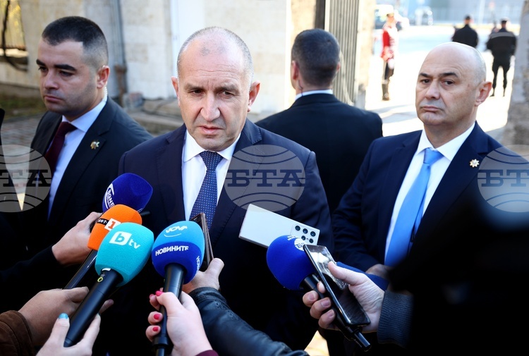 Asked Whether He Plans to Set Up Own Political Party, President Radev Says "People Everywhere Insist"