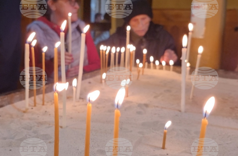 Община Перник осигурява безплатен транспорт за Архангелова задушница