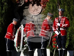Военен мавзолей-костница - заупокойна панихида за Архангелова задушница