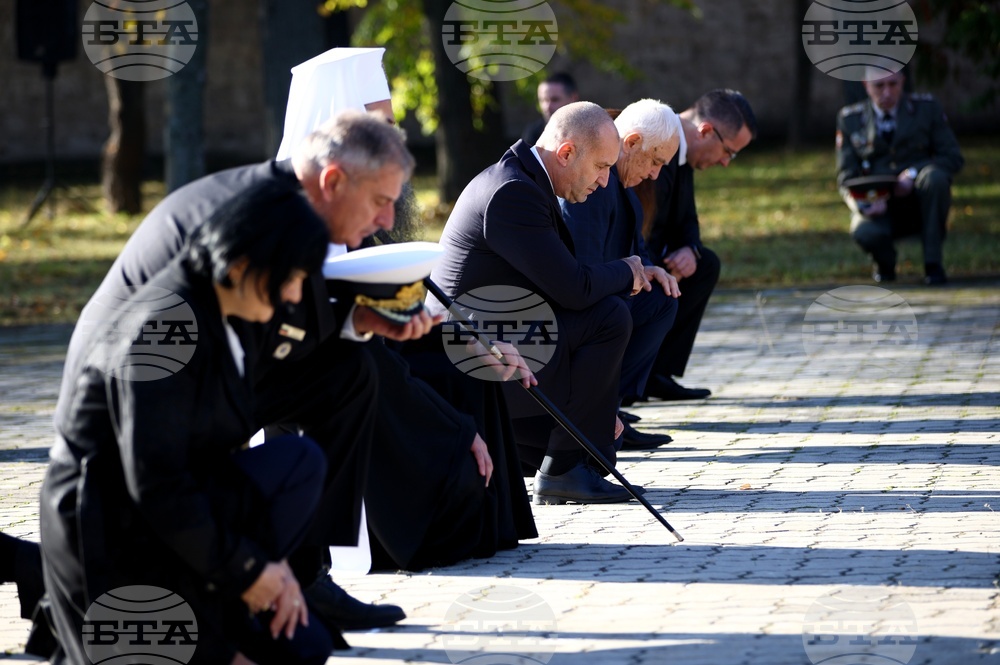 Военен мавзолей-костница - заупокойна панихида за Архангелова задушница