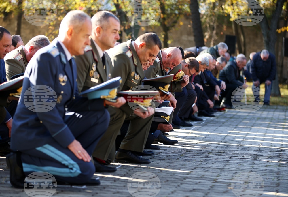Военен мавзолей-костница - заупокойна панихида за Архангелова задушница