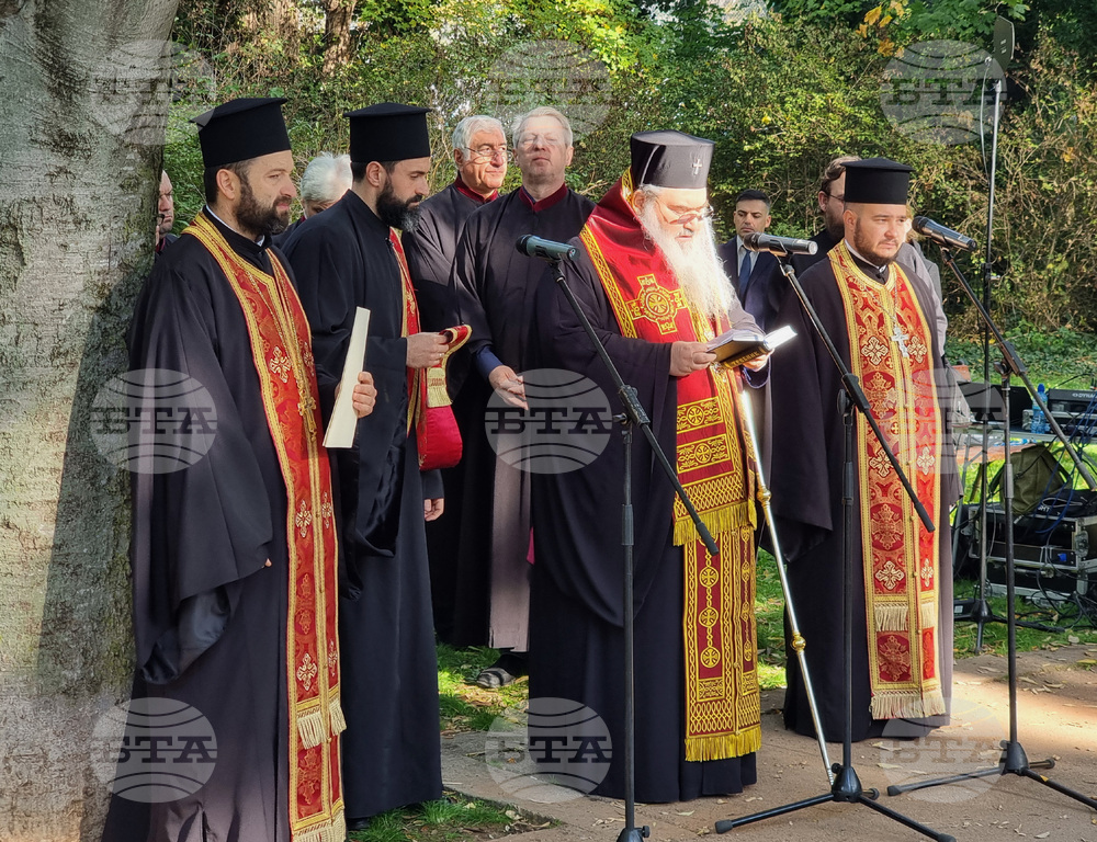 Варна - Ден на народните будители - поклонение