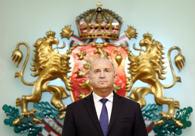 Ден на народните будители - Румен Радев - приветствие