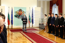 Ден на народните будители - Румен Радев - приветствие - ученици и студенти - церемония - почетни грамоти