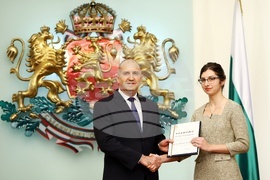 Ден на народните будители - Румен Радев - приветствие - ученици и студенти - церемония - почетни грамоти