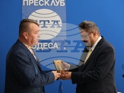 Украйна - Национален пресклуб на БТА в Одеса - Илия Луков - посещение