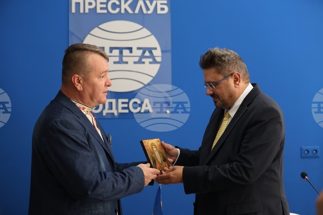 Украйна - Национален пресклуб на БТА в Одеса - Илия Луков - посещение