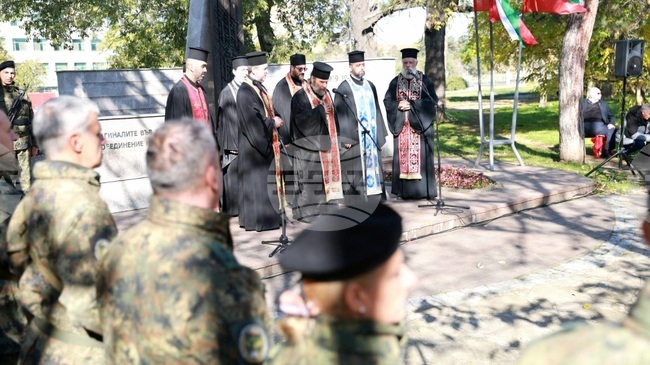 С панихида беше отбелязана Архангелова задушница в Русе 