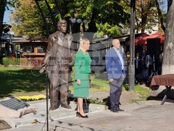 Нова Загора - паметник на Стоян Омарчевски - откриване