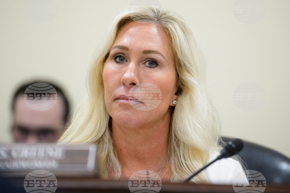 Тръмп заяви, че оттегля подкрепата си от емблематичната си съюзничка Марджъри Тейлър Грийн