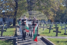 Добрич - панихида - Военно гробище-музей