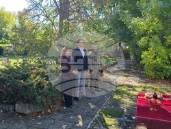 Добрич - панихида - Военно гробище-музей