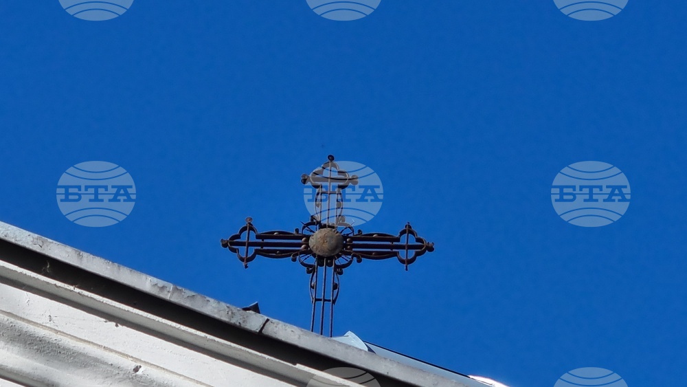 Добрич - панихида - Военно гробище-музей