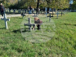 Добрич - панихида - Военно гробище-музей