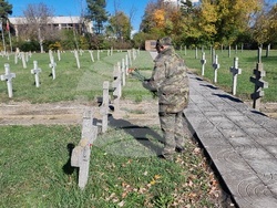 Добрич - панихида - Военно гробище-музей