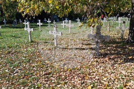 Добрич - панихида - Военно гробище-музей