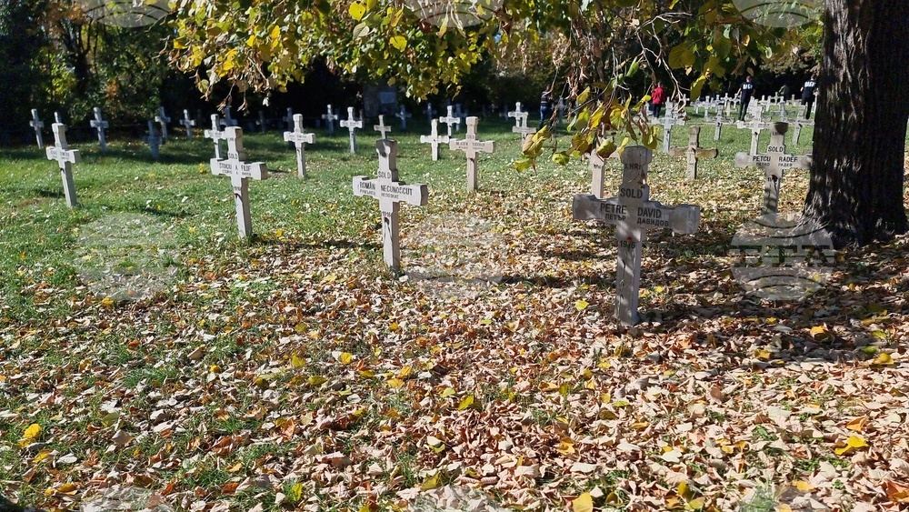 Добрич - панихида - Военно гробище-музей