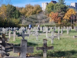 Добрич - панихида - Военно гробище-музей