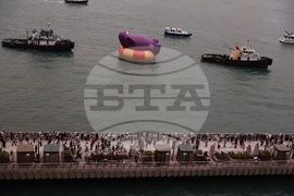 Hong Kong Floats