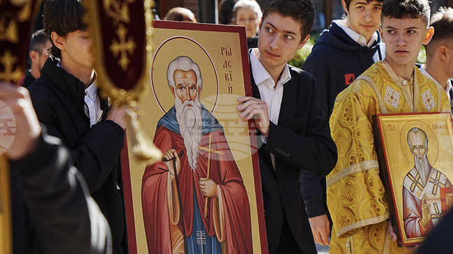 Пловдив отбеляза Деня на народните будители с литургия, шествие и празничен концерт