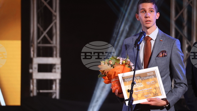 Тази награда е една огромна отговорност, каза Мартин Атанасов, обявен за „Будител на годината“