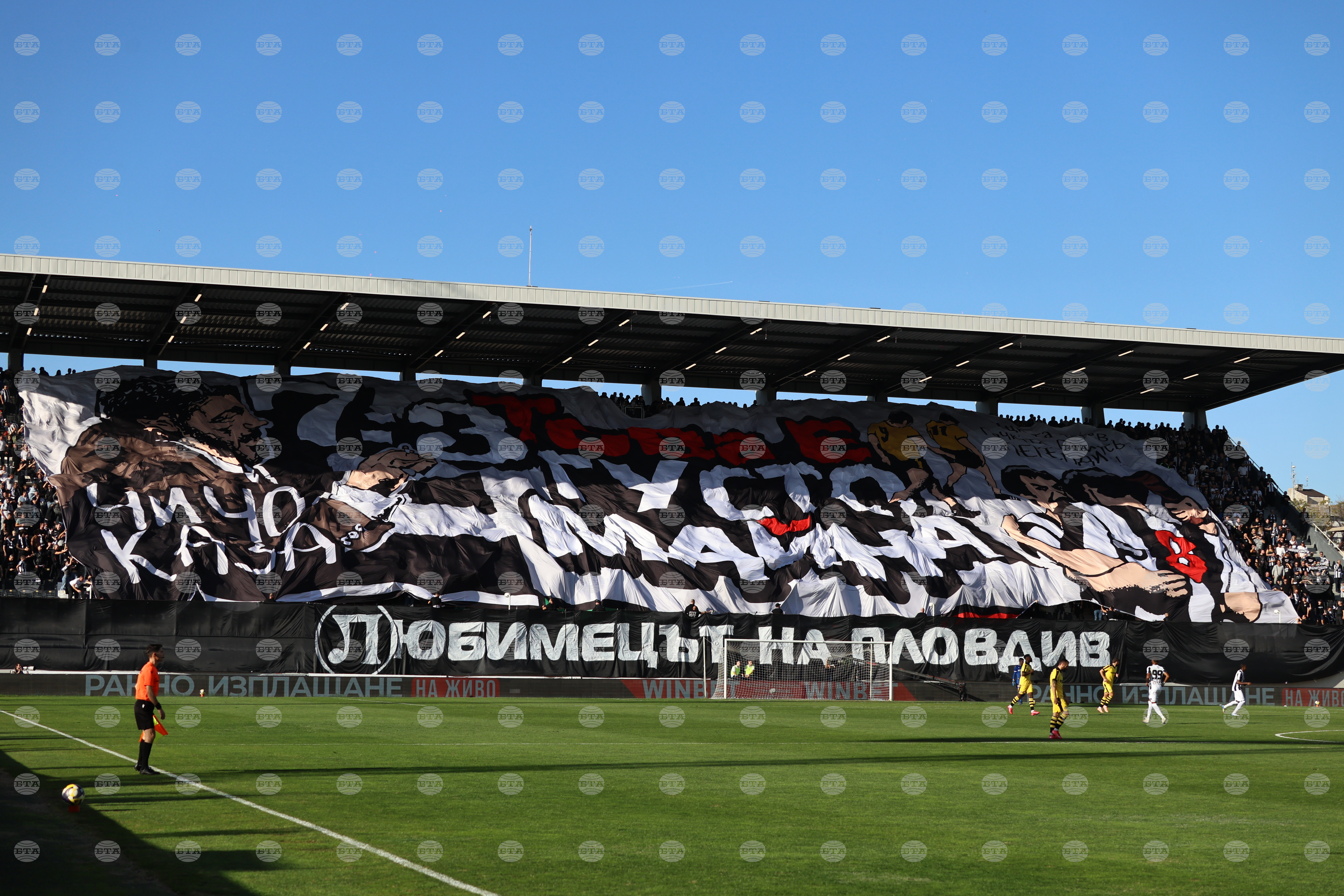 Апелативната комисия към Българския футболен съюз намали с един мач наказанието на Локомотив Пловдив