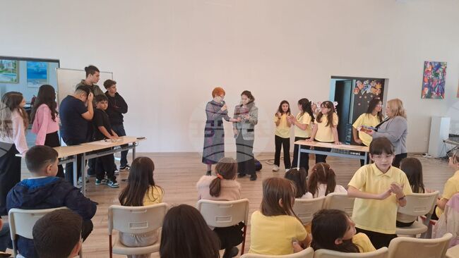 Турция - Истанбул - Българско неделно училище "Св.св. Кирил и Методий" - Ден на народните будители