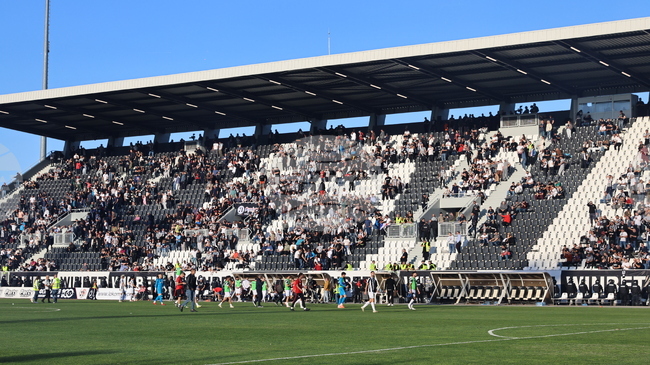 Локомотив (Пловдив) с официална позиция след прекратеното дерби с Ботев (Пловдив)