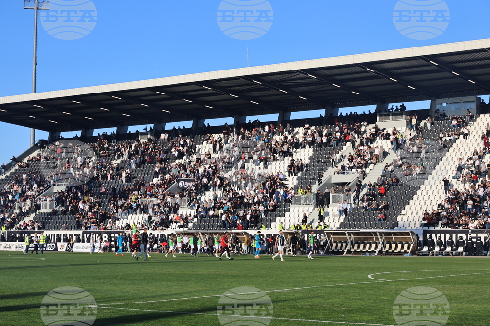 Локомотив (Пловдив) с официална позиция след прекратеното дерби с Ботев (Пловдив)