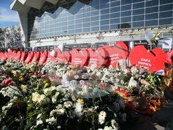 Сърбия - Нови Сад - шествие - тъжна годишнина