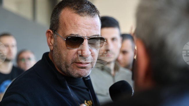 "Искахме този мач да се изиграе докрай, но когато ударят титулярния вратар - нормално е да се прекрати срещата", каза Илиян Филипов