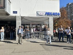 Сърбия - Нови Сад - шествие - тъжна годишнина