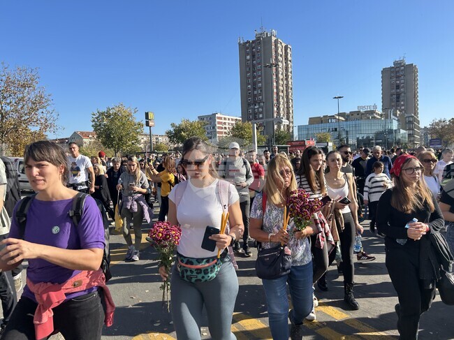 Protesters, Vucic Supporters Clash in Serbian Capital