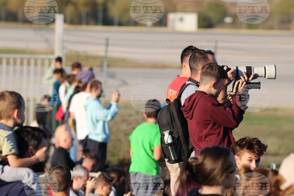 Летище „Васил Левски“-София - самолет Антонов-124 „Руслан“