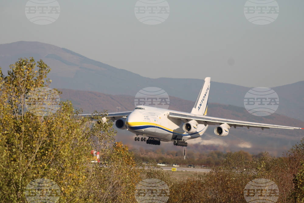 Летище „Васил Левски“-София - самолет Антонов-124 „Руслан“