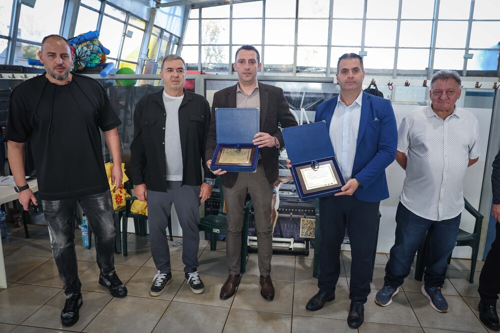 Министърът на младежта и спорта Иван Пешев откри турнира по плуване "Замората"