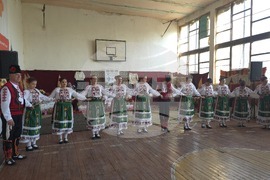 Село Кутово - читалище - „Златорожието танцува“ - проект