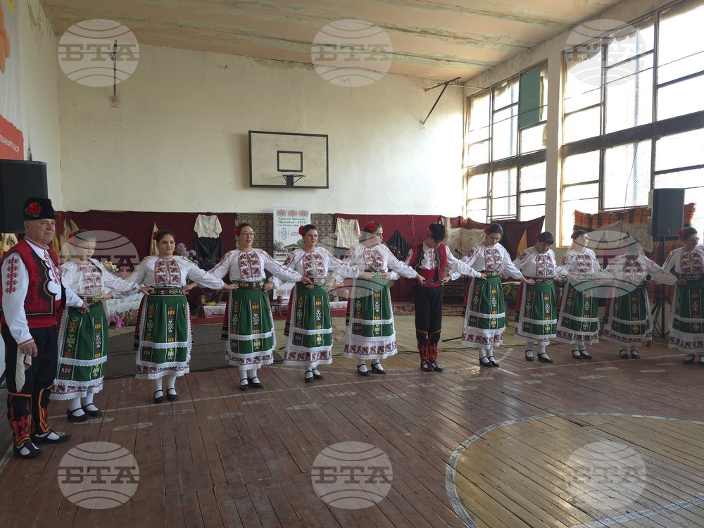 Село Кутово - читалище - „Златорожието танцува“ - проект