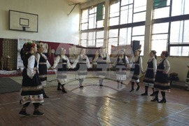 Село Кутово - читалище - „Златорожието танцува“ - проект